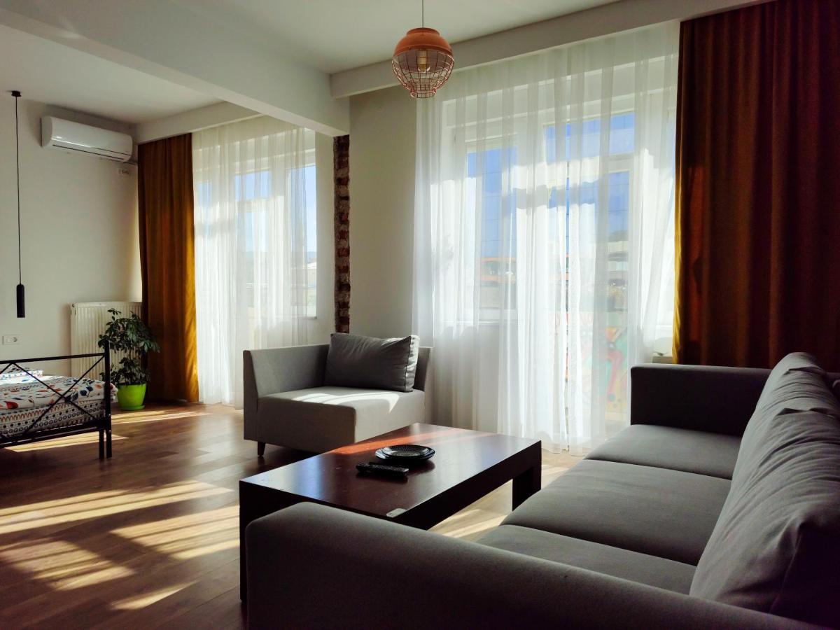Urban Cozy Retreat Apartment Pristina Exterior photo