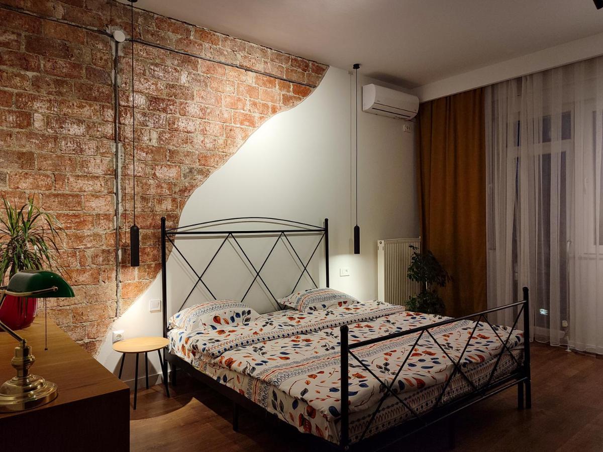 Urban Cozy Retreat Apartment Pristina Exterior photo