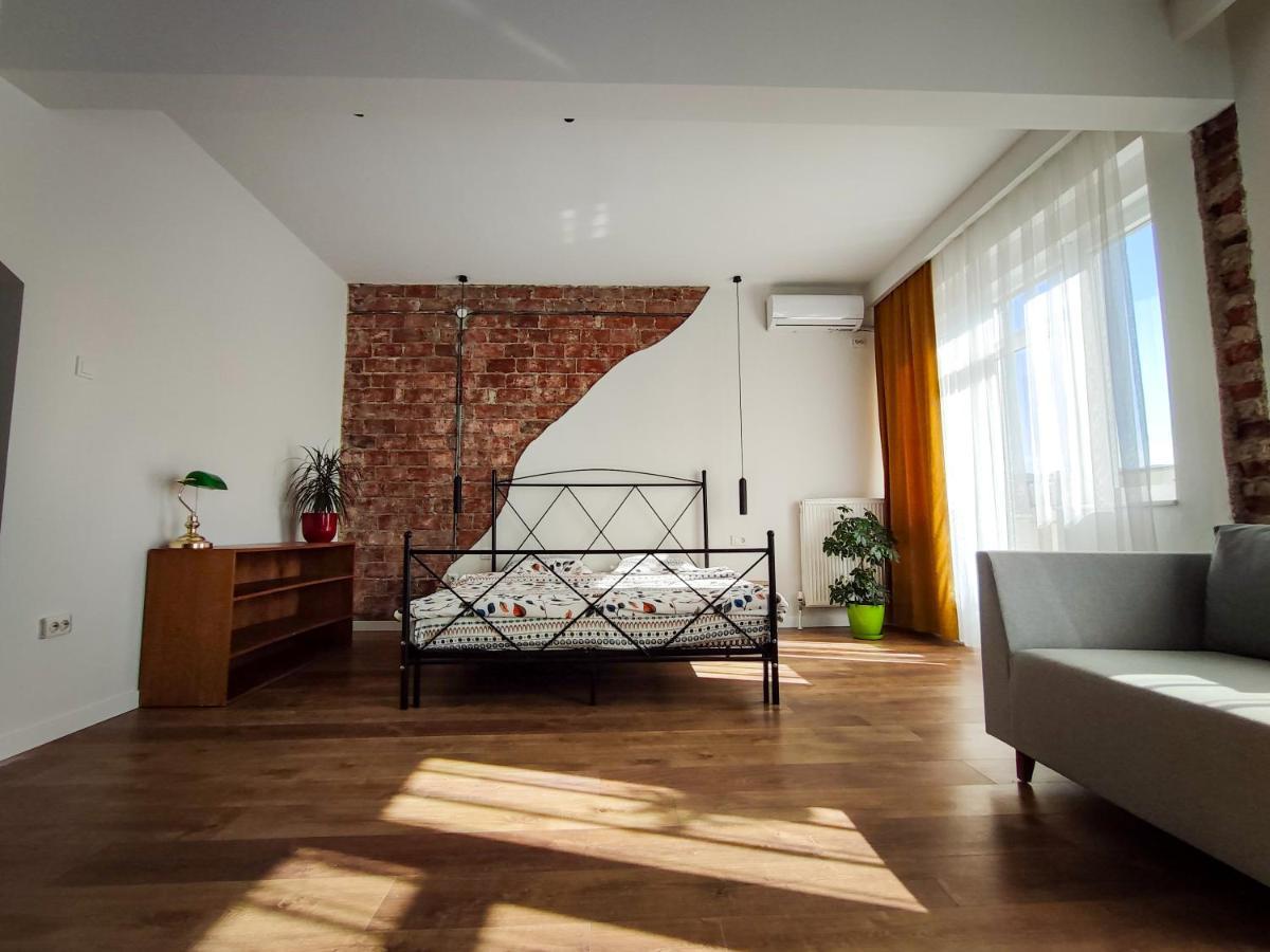 Urban Cozy Retreat Apartment Pristina Exterior photo