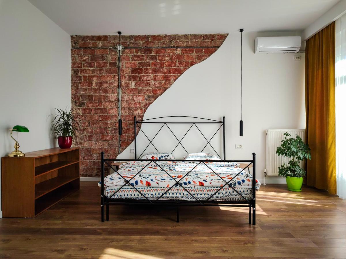 Urban Cozy Retreat Apartment Pristina Exterior photo